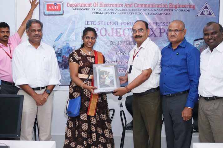 VVIT Management felicitiating VDL Saranya